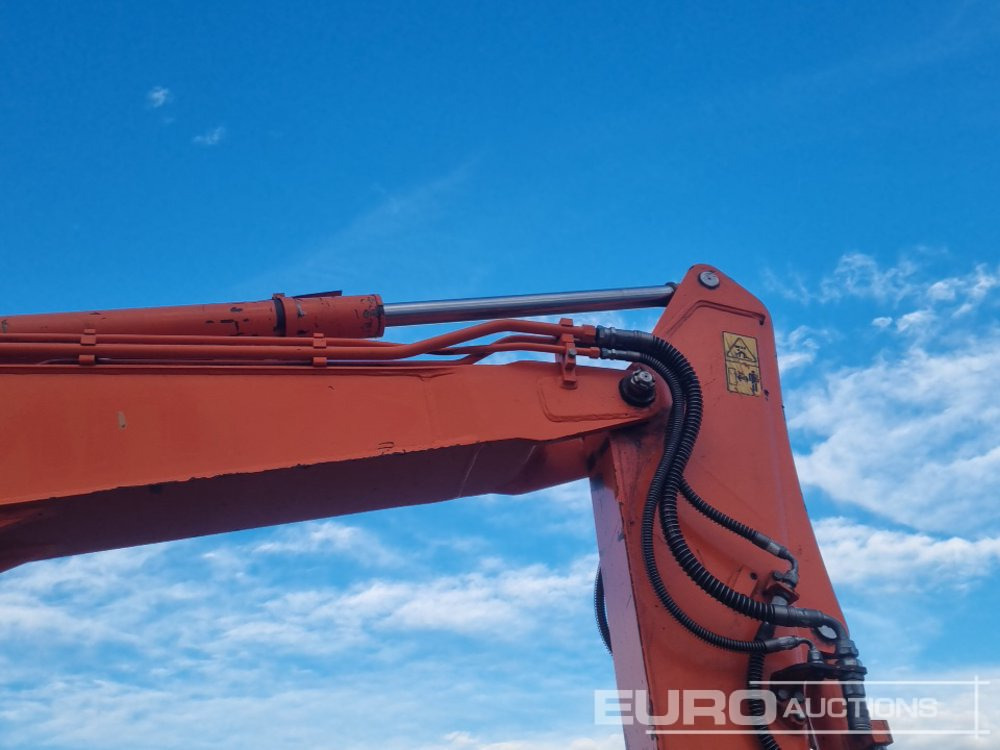 Mini excavator 2017 Doosan DX62R-3: picture 26