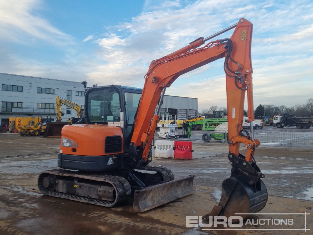 Mini excavator 2017 Doosan DX62R-3: picture 7
