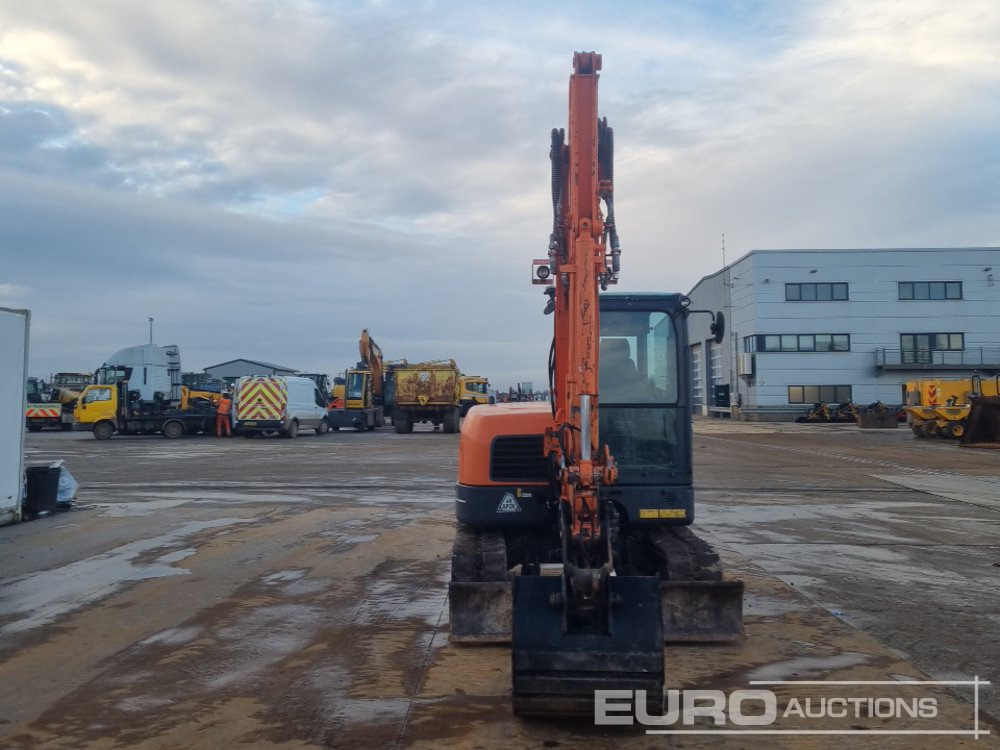 Mini excavator 2017 Doosan DX62R-3: picture 8