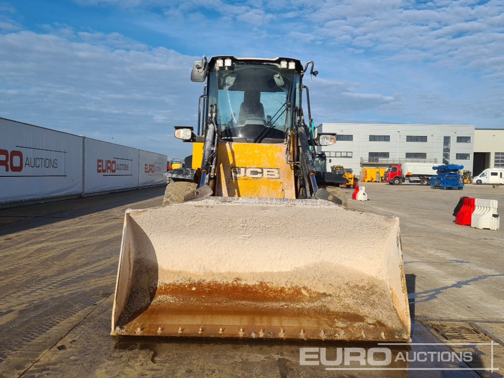 Wheel loader 2017 JCB 411: picture 8