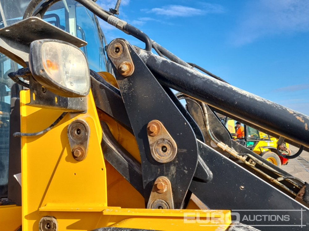 Wheel loader 2017 JCB 411: picture 24