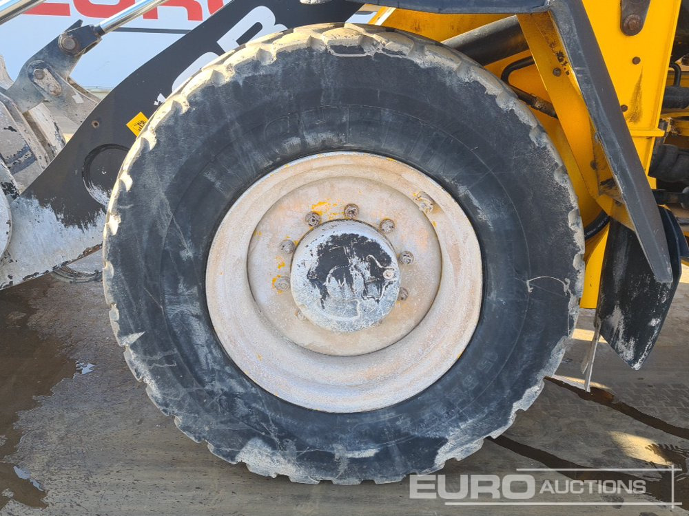 Wheel loader 2017 JCB 411: picture 9