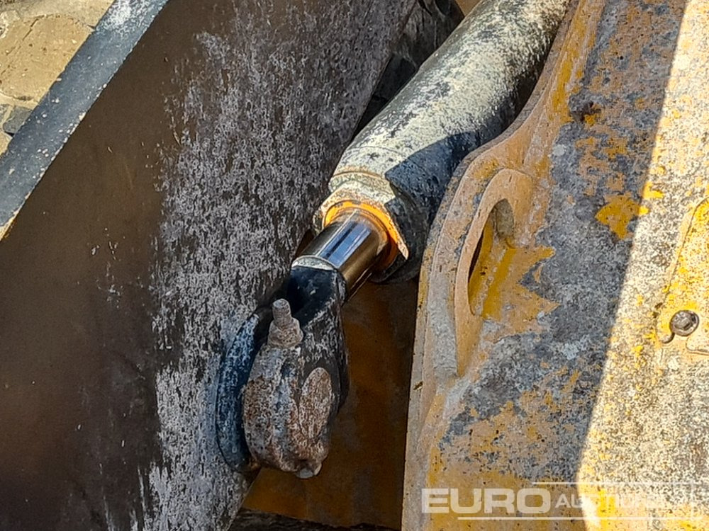 Wheel loader 2017 JCB 411: picture 30