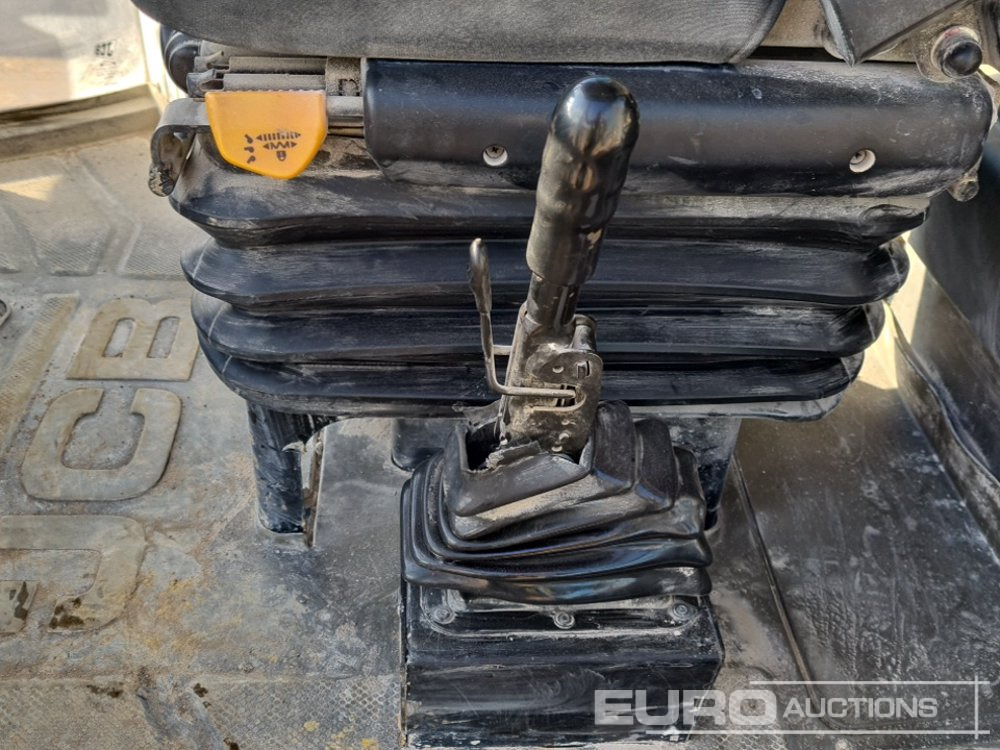 Wheel loader 2017 JCB 411: picture 40