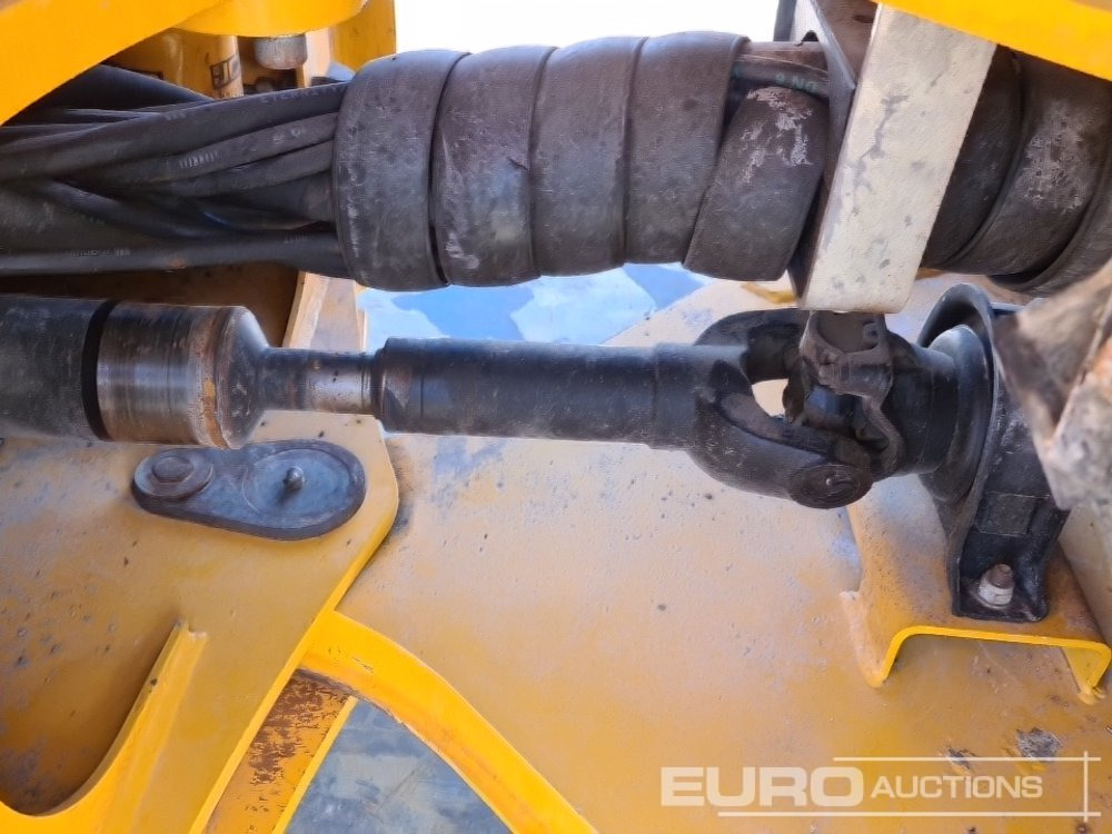 Wheel loader 2017 JCB 411: picture 23
