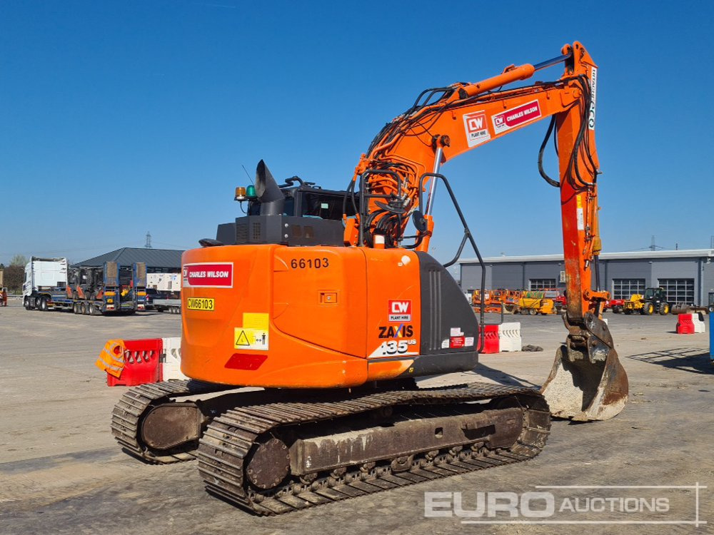 2018 Hitachi ZX135US-6 - Crawler excavator: picture 5 2018 Hitachi ZX135US-6 - Crawler excavator: picture 5