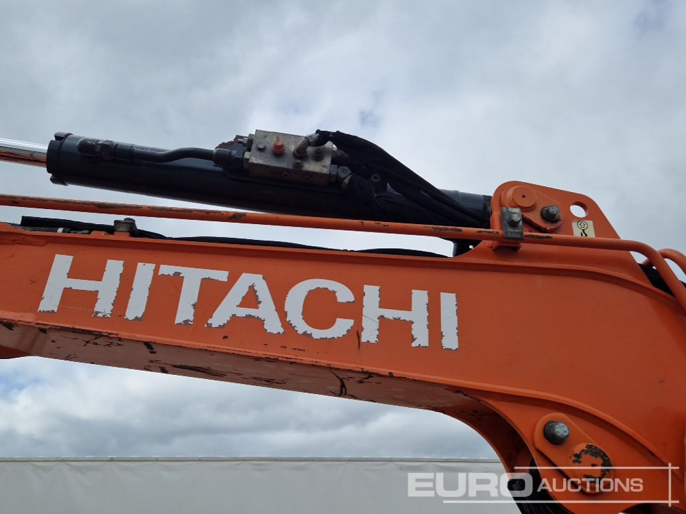 Mini excavator 2018 Hitachi ZX33U-5A CLR: picture 14
