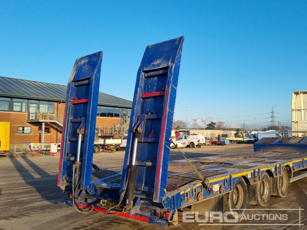 2018 McCauley Tri Axle Step Frame Low Loader Trailer, Out Riggers, Hydraulic Ramps - Low loader semi-trailer: picture 5 2018 McCauley Tri Axle Step Frame Low Loader Trailer, Out Riggers, Hydraulic Ramps - Low loader semi-trailer: picture 5