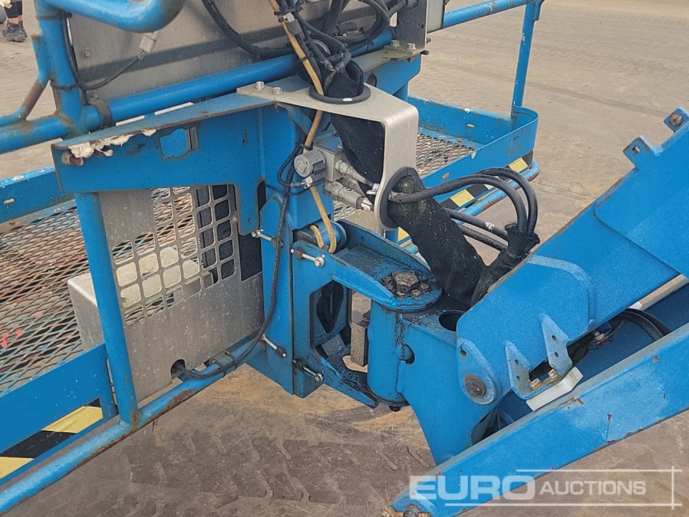 Aerial platform 2019 Genie Z-62/40: picture 22