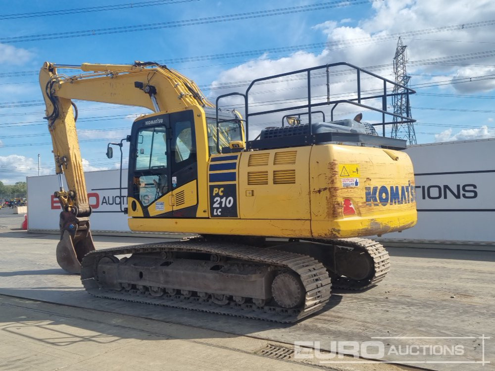 2019 Komatsu PC210LC-11 - Crawler excavator: picture 3 2019 Komatsu PC210LC-11 - Crawler excavator: picture 3