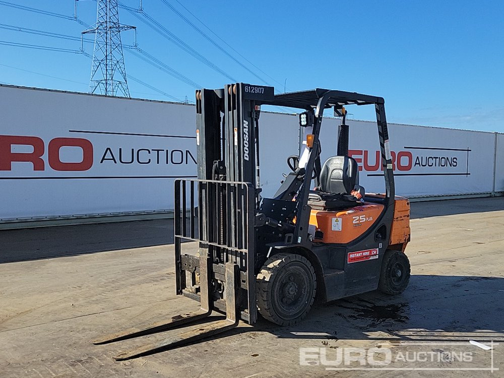 2020 Doosan D25GP - Forklift: picture 1 2020 Doosan D25GP - Forklift: picture 1