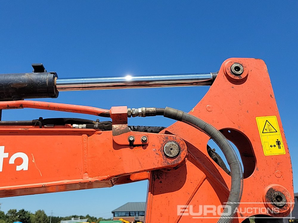 Mini excavator 2020 Kubota U48-4: picture 19
