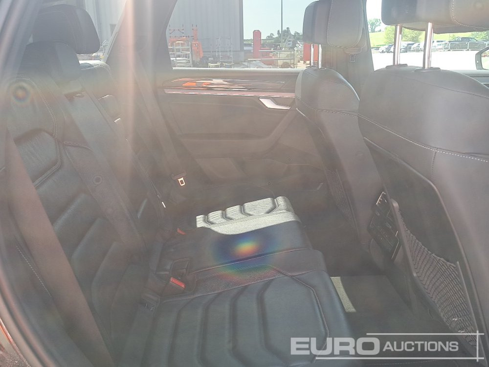 SUV 2021 Volkswagen Touareg: picture 38