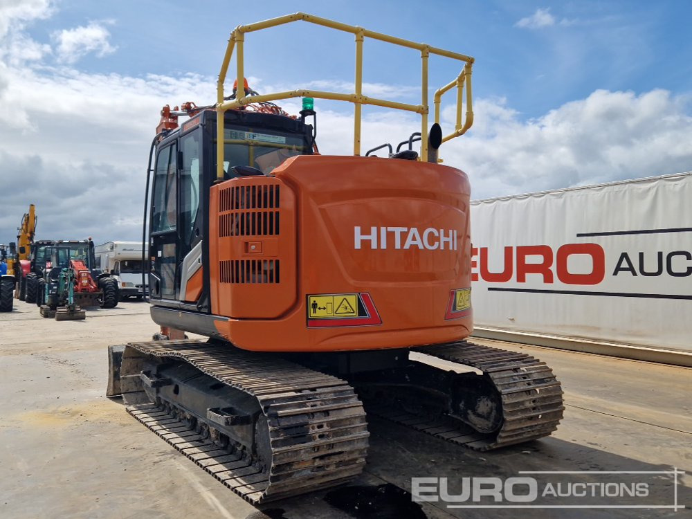2022 Hitachi ZX135USBL-7 - Crawler excavator: picture 3 2022 Hitachi ZX135USBL-7 - Crawler excavator: picture 3