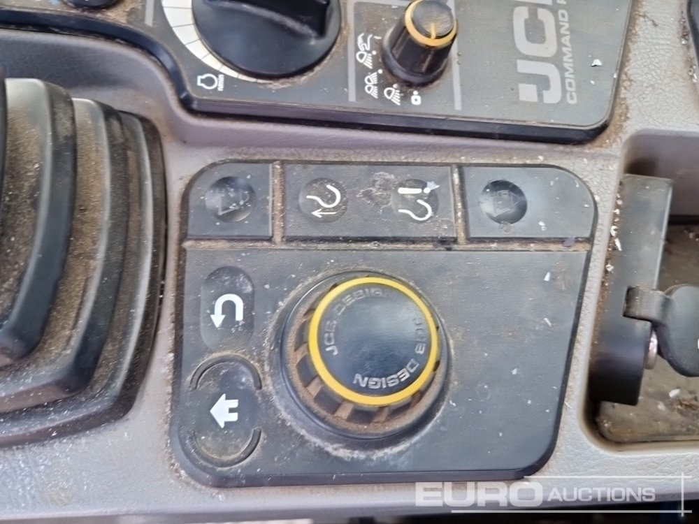 Crawler excavator 2022 JCB 220X LC: picture 50