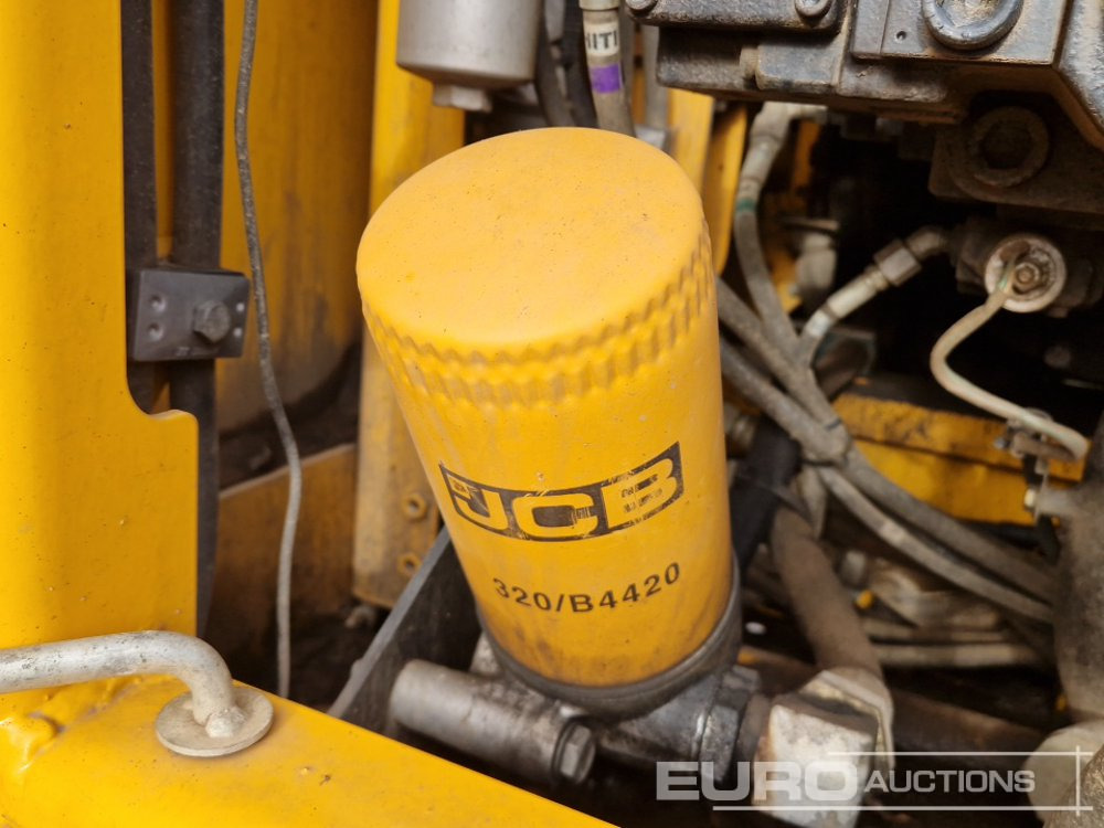 Crawler excavator 2022 JCB 220X LC: picture 36