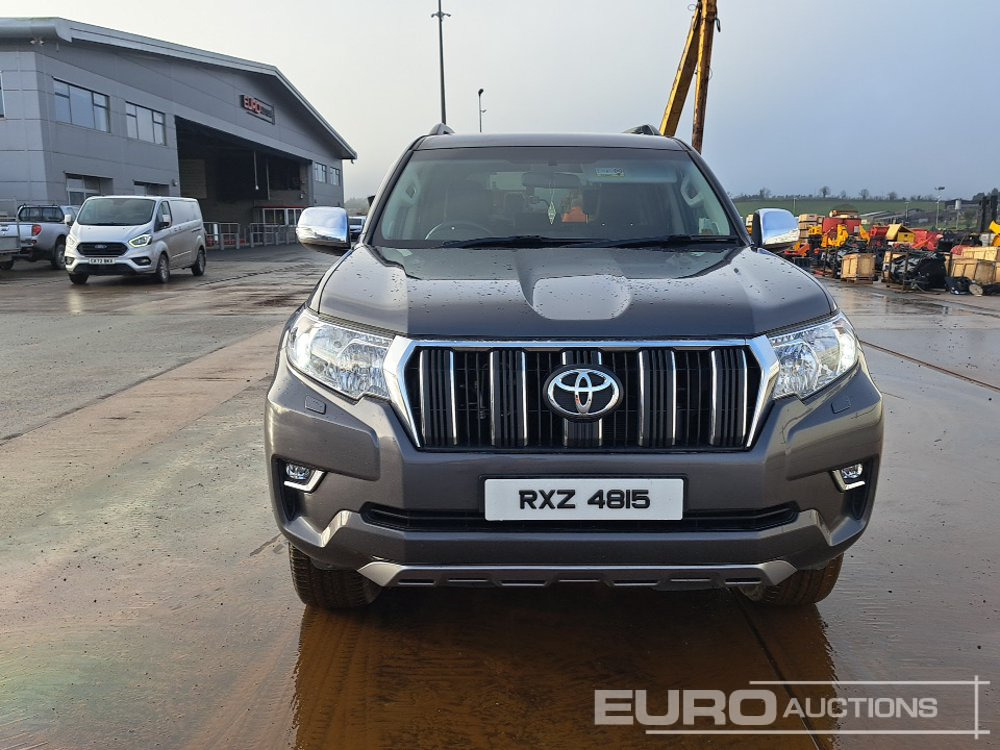 SUV 2022 Toyota Land Cruiser: picture 8