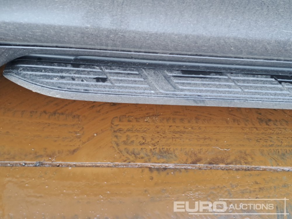 SUV 2022 Toyota Land Cruiser: picture 13