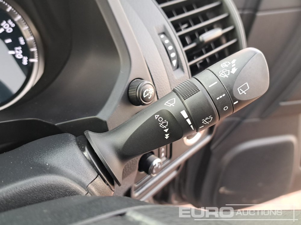 SUV 2022 Toyota Land Cruiser: picture 49