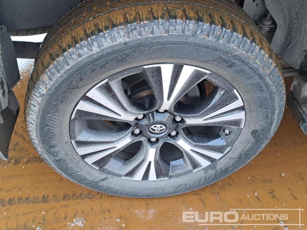 SUV 2022 Toyota Land Cruiser: picture 11