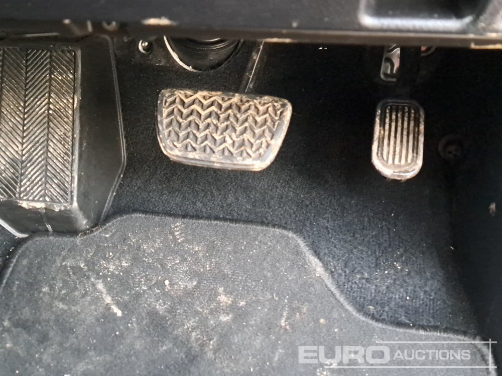 SUV 2022 Toyota Land Cruiser: picture 35