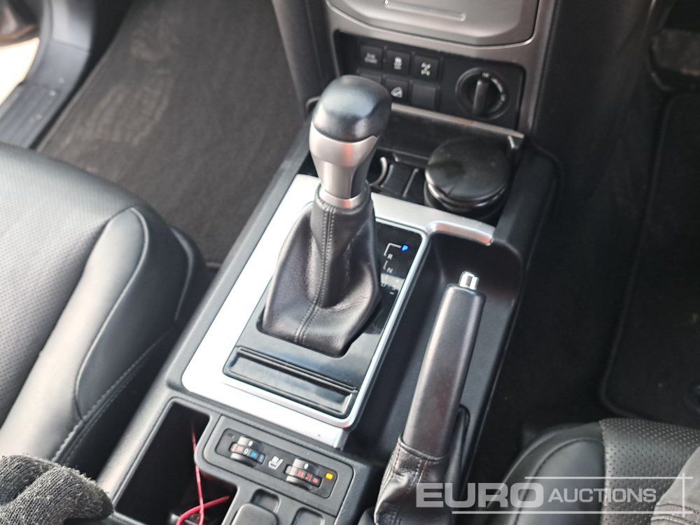 SUV 2022 Toyota Land Cruiser: picture 43