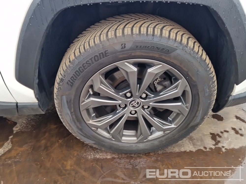 SUV 2022 Toyota RAV 4: picture 12