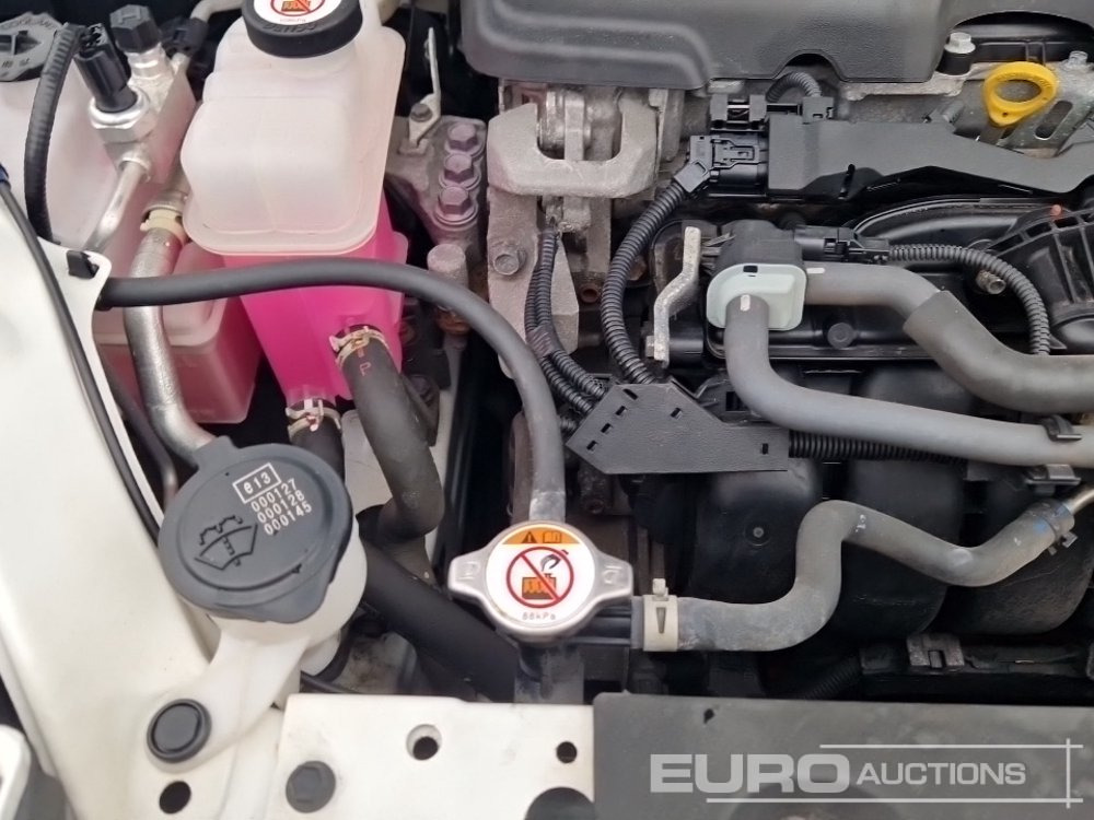 SUV 2022 Toyota RAV 4: picture 37