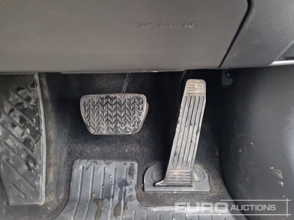 SUV 2022 Toyota RAV 4: picture 34