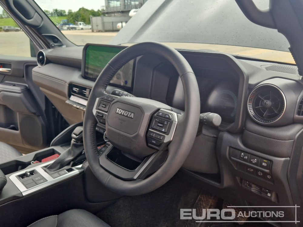 SUV 2024 Toyota Land Cruiser: picture 35