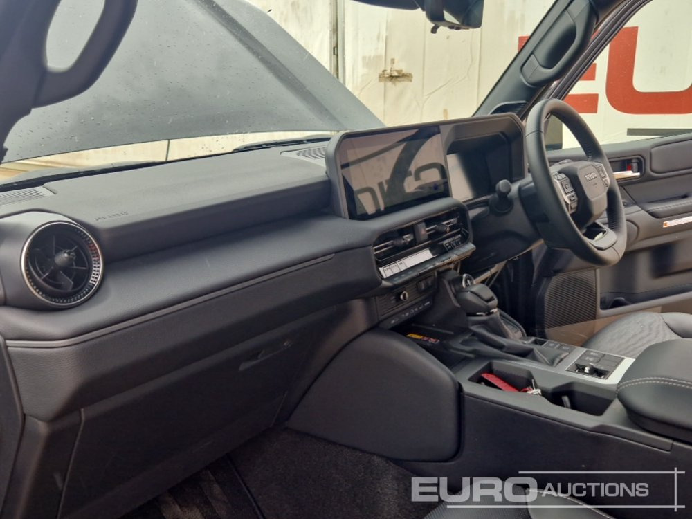 SUV 2024 Toyota Land Cruiser: picture 25