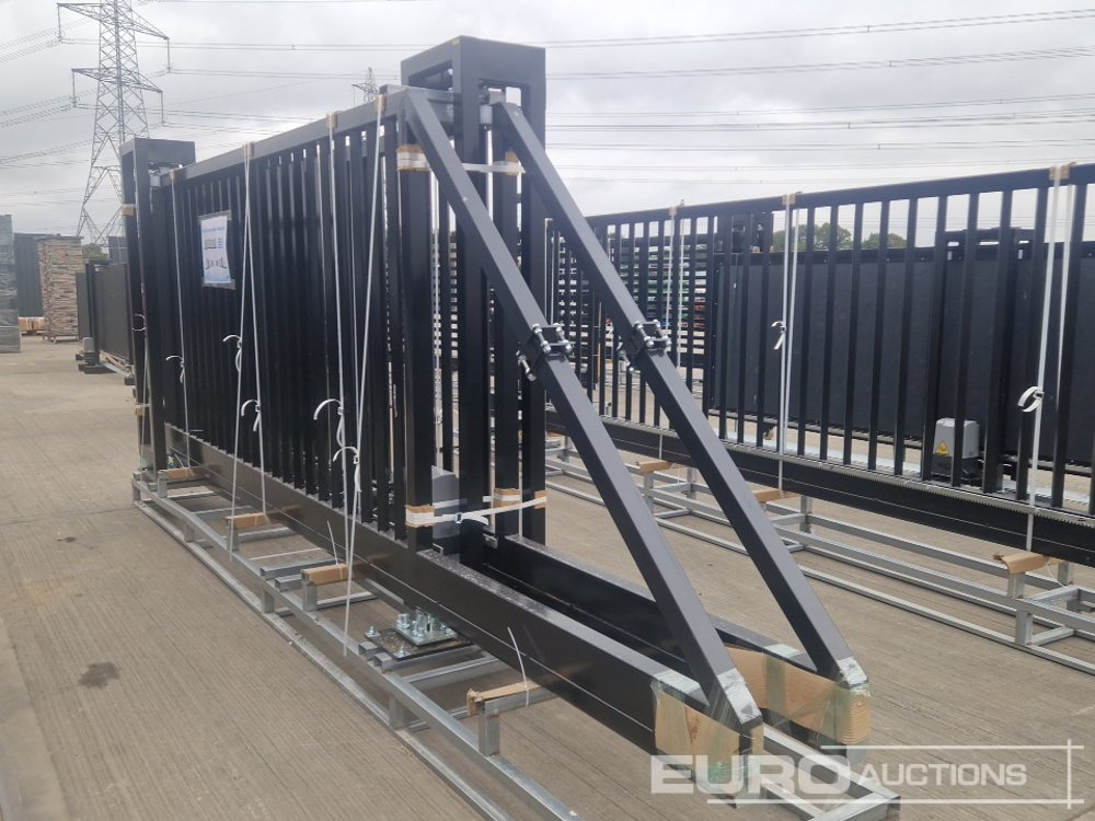 2025 Double Sliding Cantilever Left & Right Gates, Full Automation, 10 Key Fobss - Construction equipment: picture 3 2025 Double Sliding Cantilever Left & Right Gates, Full Automation, 10 Key Fobss - Construction equipment: picture 3