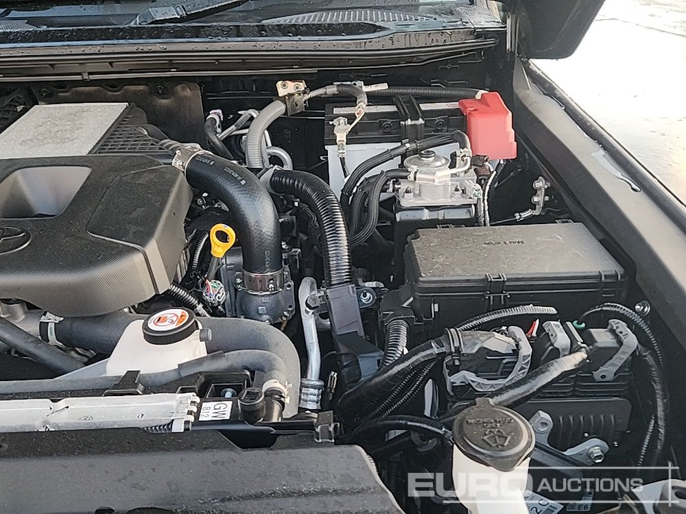 SUV 2025 Toyota Land Cruiser: picture 38