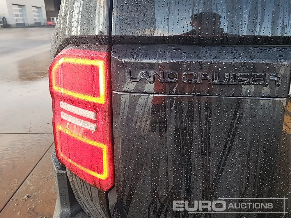 SUV 2025 Toyota Land Cruiser: picture 31