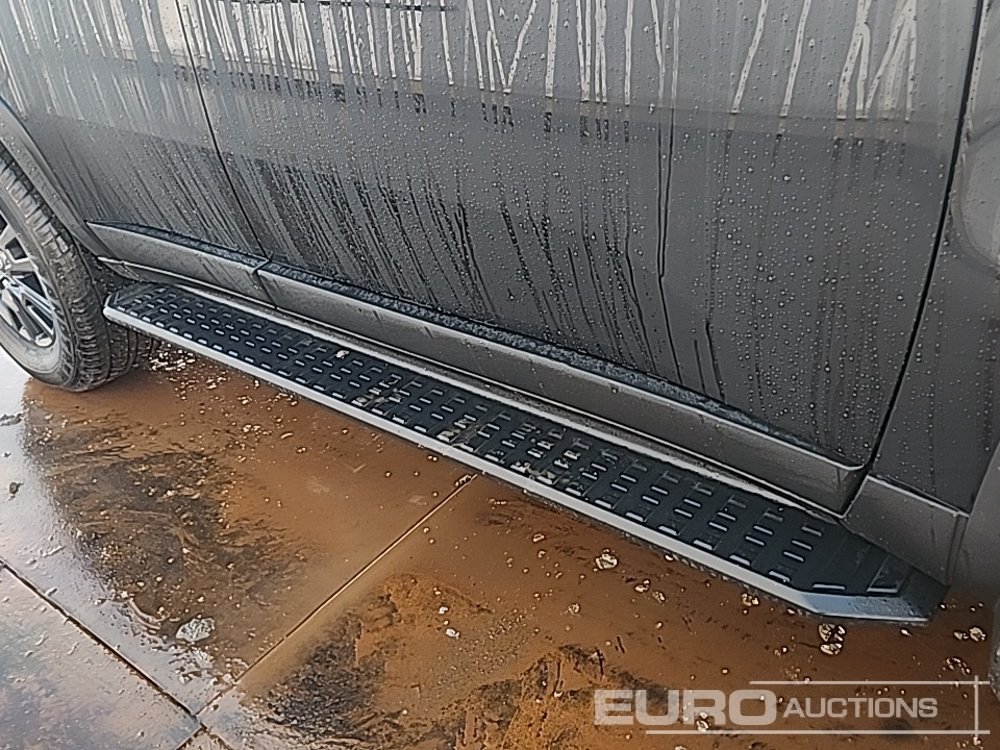 SUV 2025 Toyota Land Cruiser: picture 13