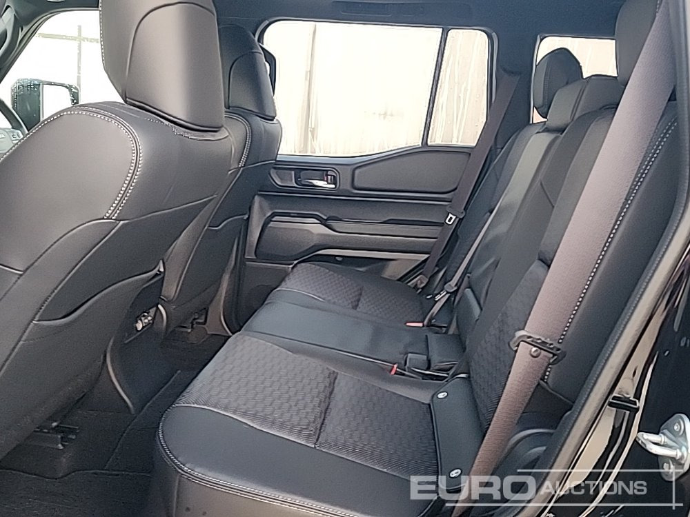 SUV 2025 Toyota Land Cruiser: picture 27