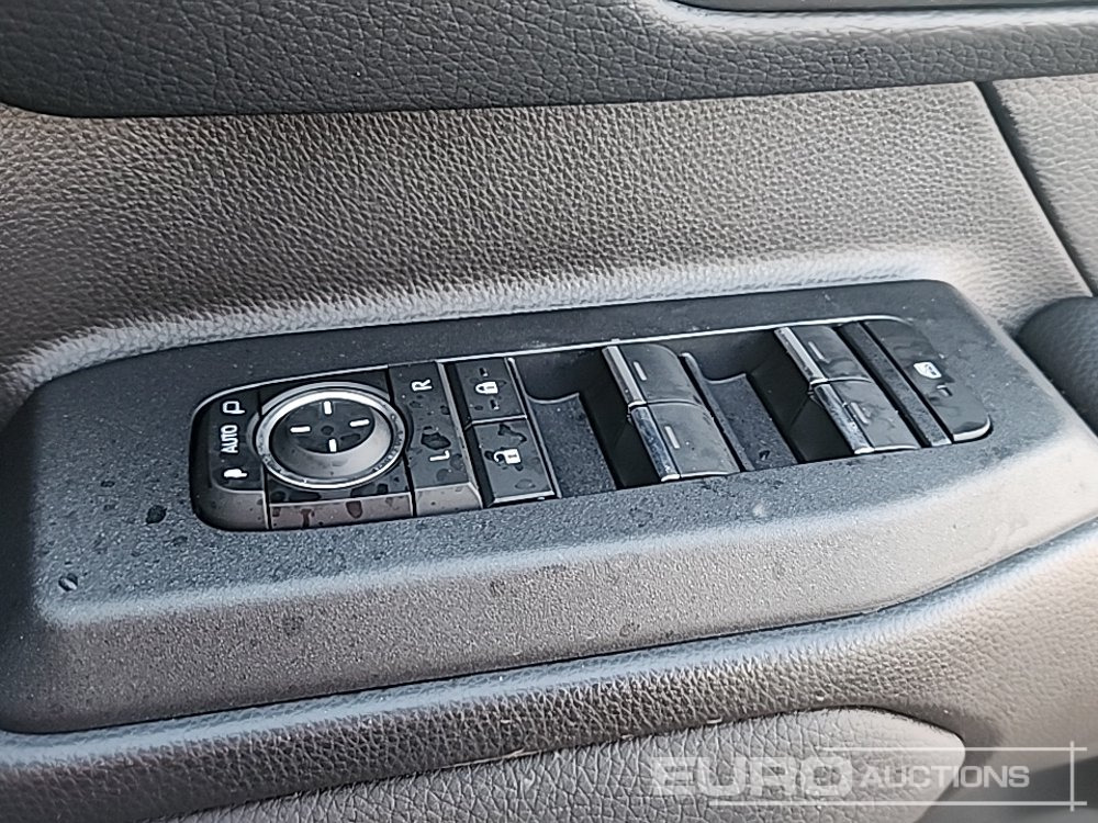 SUV 2025 Toyota Land Cruiser: picture 23