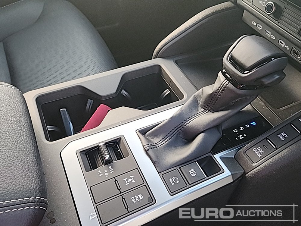 SUV 2025 Toyota Land Cruiser: picture 21