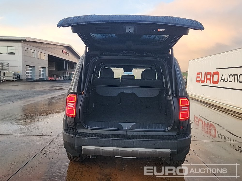 SUV 2025 Toyota Land Cruiser: picture 33