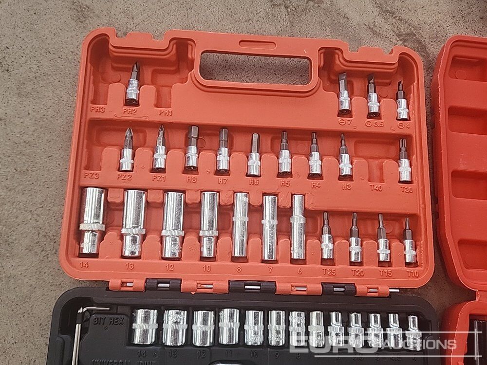 32pc 1/2 Socket Set, 53pc Socket & Bit Set - Garage equipment: picture 5 32pc 1/2 Socket Set, 53pc Socket & Bit Set - Garage equipment: picture 5