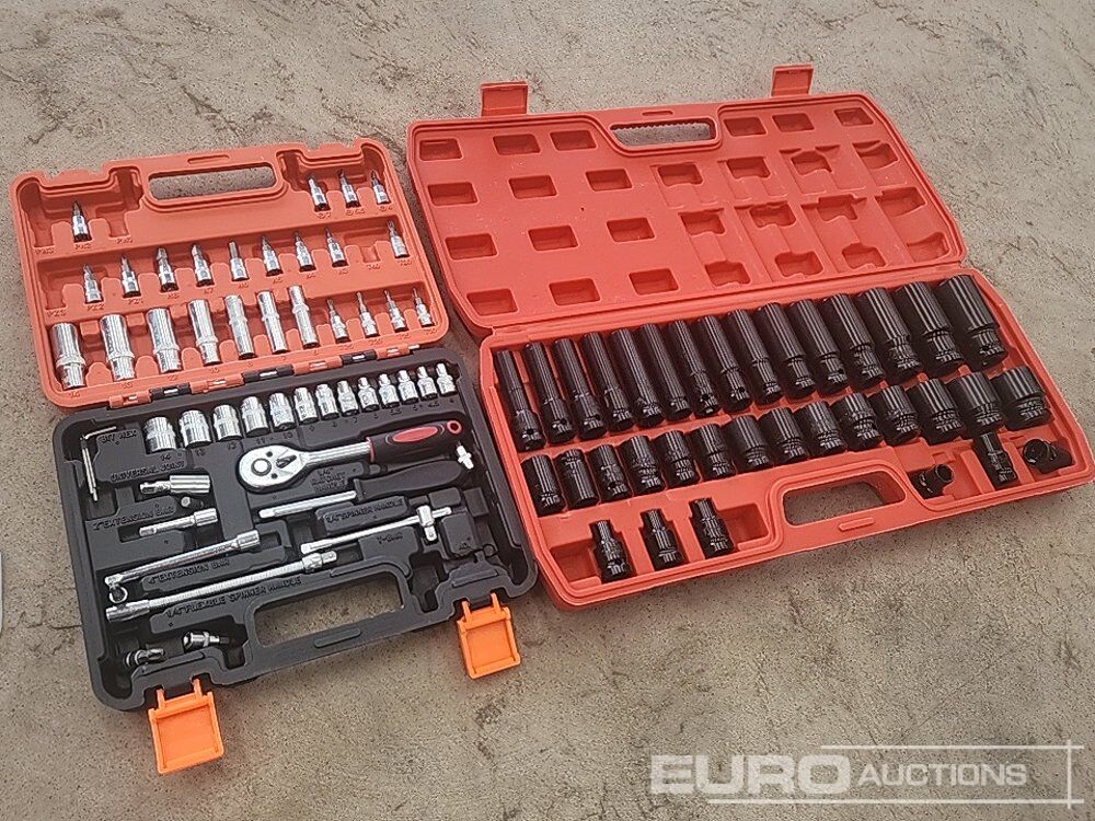 32pc 1/2 Socket Set, 53pc Socket & Bit Set - Garage equipment: picture 1 32pc 1/2 Socket Set, 53pc Socket & Bit Set - Garage equipment: picture 1