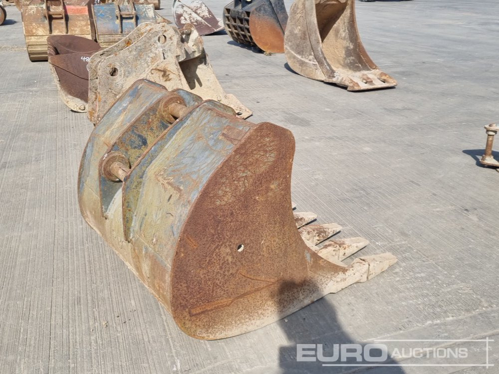 36", 18" Digging Bucket 45-50mm Pin to suit 4-8 Ton Excavator - Bucket: picture 5 36", 18" Digging Bucket 45-50mm Pin to suit 4-8 Ton Excavator - Bucket: picture 5