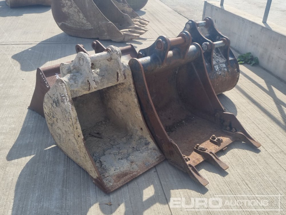 36" Ditching, 24", 18", 18", 10" Digging Bucket 30-45mm Pin to suit Mini-6 Ton Excavator - Bucket: picture 3 36" Ditching, 24", 18", 18", 10" Digging Bucket 30-45mm Pin to suit Mini-6 Ton Excavator - Bucket: picture 3