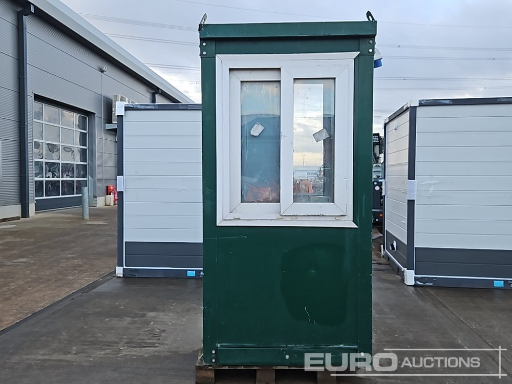 4'x4' Security Hut, Windows (Cannot Be Reconsigned) - Shipping container: picture 4 4'x4' Security Hut, Windows (Cannot Be Reconsigned) - Shipping container: picture 4