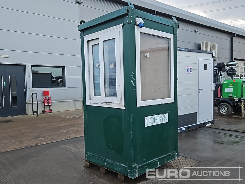 4'x4' Security Hut, Windows (Cannot Be Reconsigned) - Shipping container: picture 5 4'x4' Security Hut, Windows (Cannot Be Reconsigned) - Shipping container: picture 5