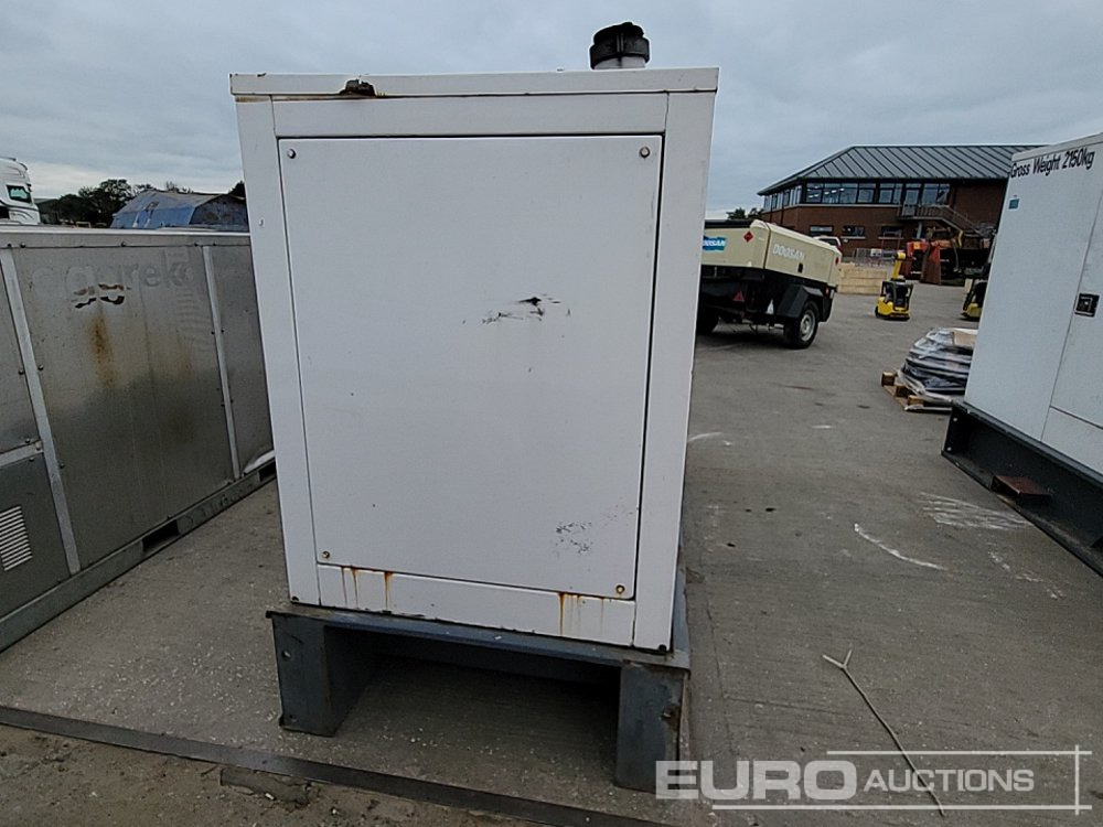 Aggreko 60kVA Generator, 4 Cylinder Engine - Generator set: picture 4 Aggreko 60kVA Generator, 4 Cylinder Engine - Generator set: picture 4