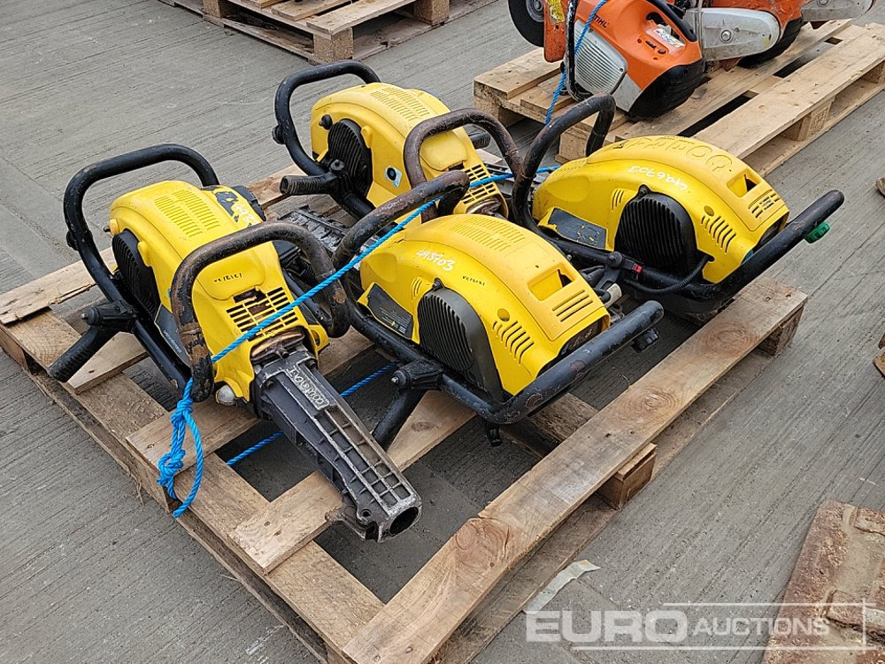 Atlas Copco Petrol Hand Held Breaker (4 of) - Asphalt machine: picture 1 Atlas Copco Petrol Hand Held Breaker (4 of) - Asphalt machine: picture 1