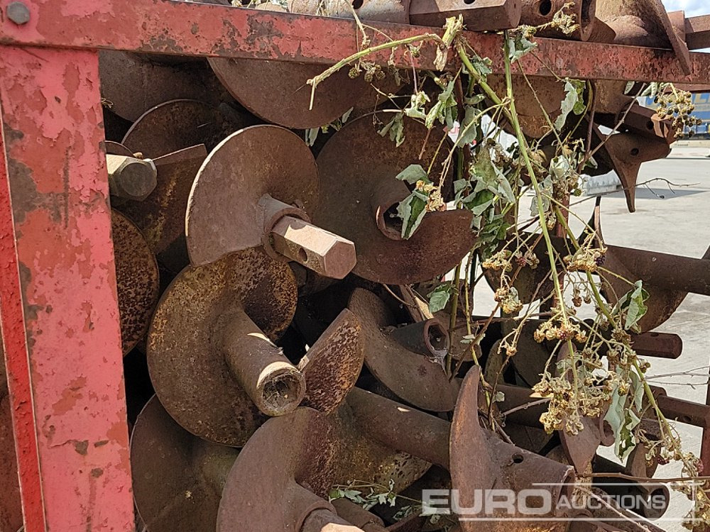 Attachment for Excavator Stillage of 11" Auger Flights: picture 14