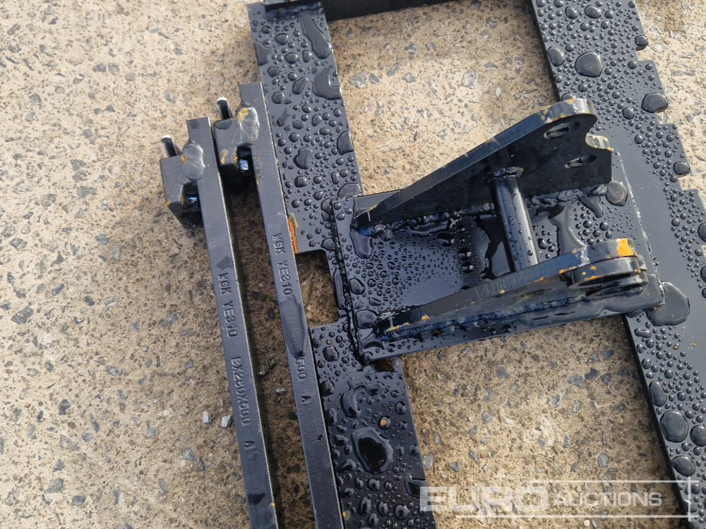 Attachment for Excavator Unused Pallet Forks to suit Mini Excavator: picture 7 Attachment for Excavator Unused Pallet Forks to suit Mini Excavator: picture 7