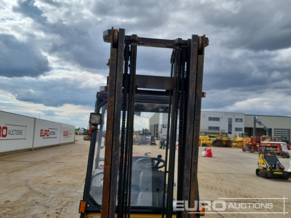 Forklift CAT GP25NT: picture 14